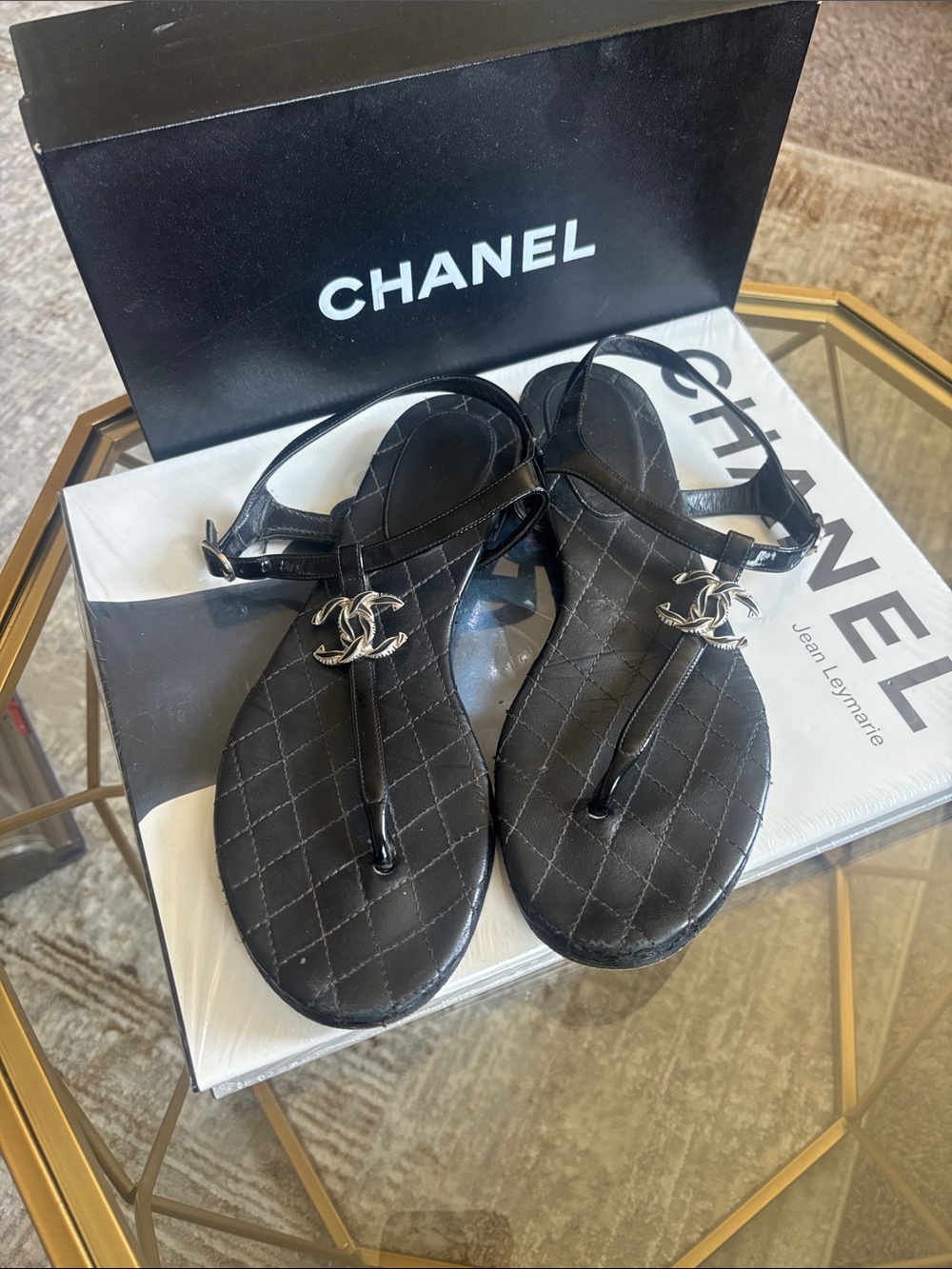 CHANEL Black Quilted Leather T-Strap Sandals with Silver CC